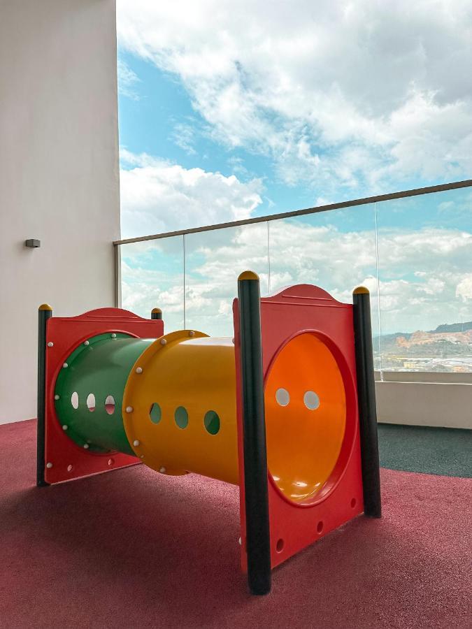 Starry Homes @ Green Haven 2Beds 2Bath+Pool View マサイ エクステリア 写真